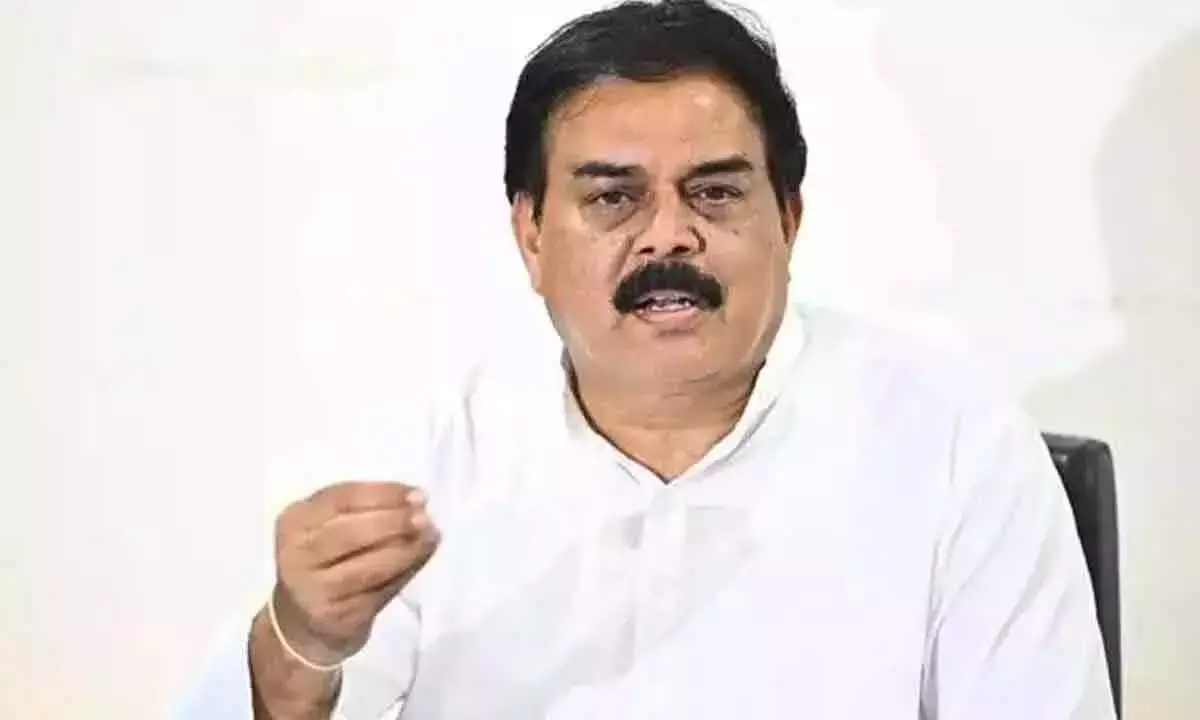 Andhra: मनोहर ने भरोसा दिलाया कि गैस की कोई कमी नहीं होगी Andhra: मनोहर ने भरोसा दिलाया कि गैस की कोई कमी नहीं होगी