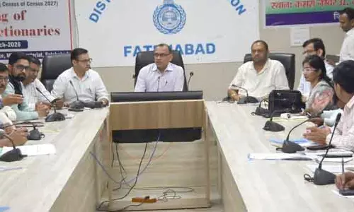 Fatehabad DC ने अधिकारियों से सही और समय पर जनगणना सुनिश्चित करने का आग्रह किया Fatehabad DC ने अधिकारियों से सही और समय पर जनगणना सुनिश्चित करने का आग्रह किया