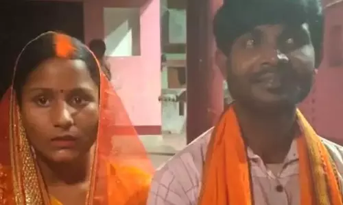 Sitapur: प्रेम के लिए युवती का बड़ा फैसला, धर्म परिवर्तन कर रचाई शादी