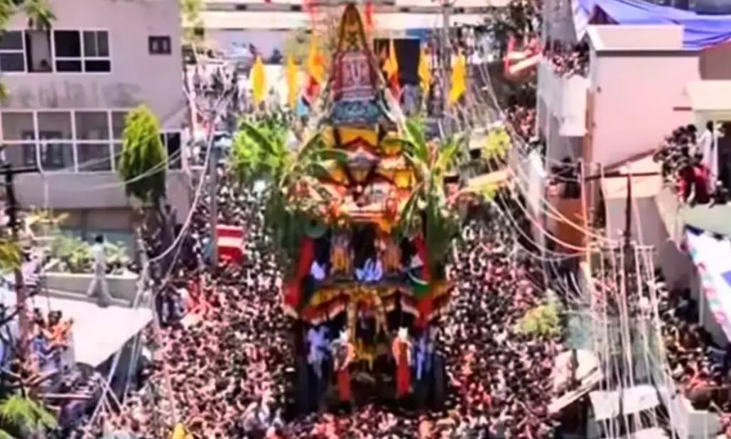 Andhra : कदिरी नरसिंह स्वामी ब्रह्म रथोत्सव में लाखों भक्त आते हैं