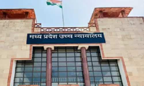 MP हाई कोर्ट: बैग में भ्रूण के साथ घुसने पर पुलिसकर्मी सस्पेंड