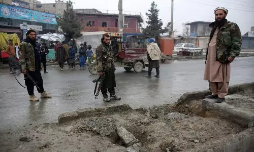 Pakistan ने ईरान युद्ध से बचने के लिए अफ़गान रणनीति अपनाई Pakistan ने ईरान युद्ध से बचने के लिए अफ़गान रणनीति अपनाई