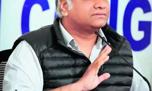 ग्रामीण इलाकों में पानी की समस्या को हल करने के लिए टास्क फोर्स: Priyank Kharge ग्रामीण इलाकों में पानी की समस्या को हल करने के लिए टास्क फोर्स: Priyank Kharge