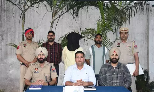 Ludhiana: अवैध हथियार और कारतूस के साथ एक व्यक्ति गिरफ्तार Ludhiana: अवैध हथियार और कारतूस के साथ एक व्यक्ति गिरफ्तार