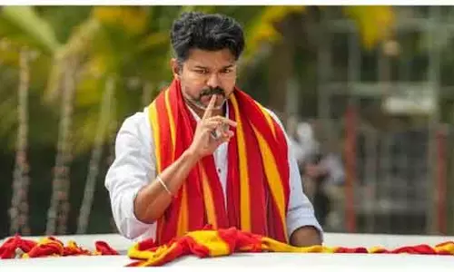 करूर भगदड़ मामले में विजय 15 मार्च को CBI के सामने पेश होंगे करूर भगदड़ मामले में विजय 15 मार्च को CBI के सामने पेश होंगे