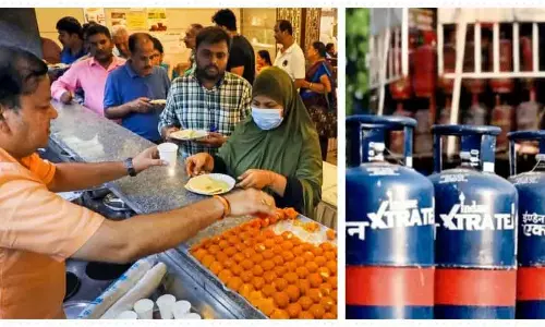 Chennai में एलपीजी सप्लाई की कमी से 10,000 से ज़्यादा होटल प्रभावित Chennai में एलपीजी सप्लाई की कमी से 10,000 से ज़्यादा होटल प्रभावित