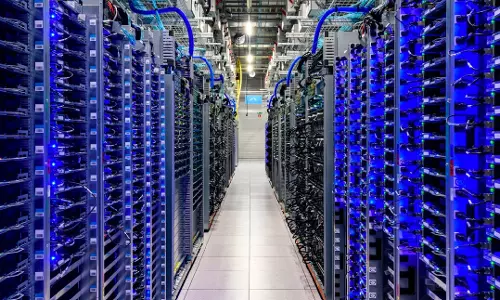 भारत का डेटा सेंटर मार्केट 2034 तक बढ़कर $13 बिलियन का हो सकता है: रिपोर्ट