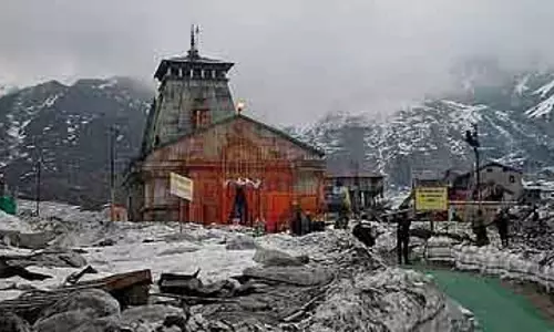 Chardham Yatra : गैर-हिंदुओं के 47 मंदिरों में प्रवेश पर रोक Chardham Yatra : गैर-हिंदुओं के 47 मंदिरों में प्रवेश पर रोक