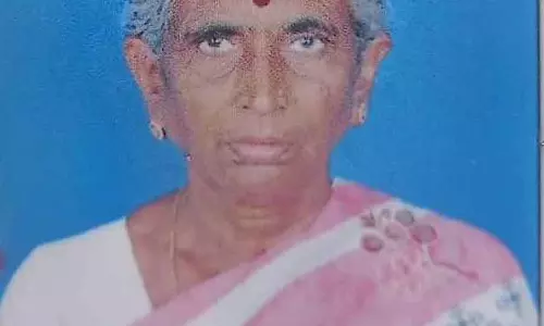Karnataka : बुजुर्ग महिला की गला घोंटकर हत्या, सोने के गहने लूटकर भागे Karnataka : बुजुर्ग महिला की गला घोंटकर हत्या, सोने के गहने लूटकर भागे