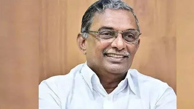 CPM जिला कमेटी WhatsApp ग्रुप से पद्मकुमार हटाए गए