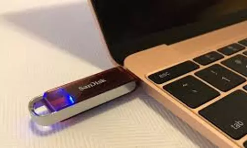 अंगूठी के साइज में 1TB स्टोरेज! Sandisk का नया USB-C फ्लैश ड्राइव लॉन्च, कीमत Rs 2 हजार से शुरू