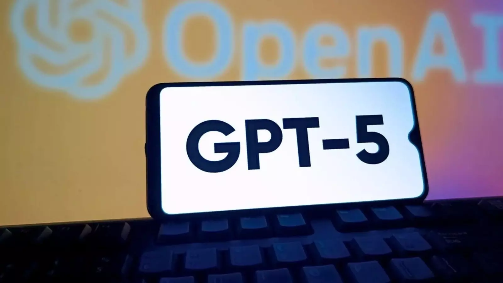 ChatGPT में आया GPT-5.4, अब बिना इंसानों के भी ऑपरेट होगा कंप्यूटर