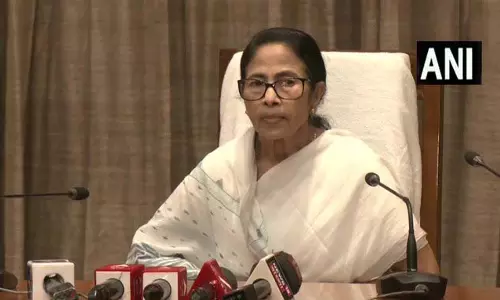 एलपीजी कमी के मुद्दे पर ममता बनर्जी का बयान, कहा एलपीजी कमी के मुद्दे पर ममता बनर्जी का बयान, कहा