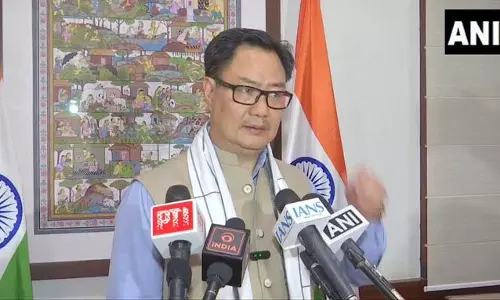 ओम बिरला के खिलाफ अविश्वास प्रस्ताव पर किरेन रिजिजू का कांग्रेस पर हमला