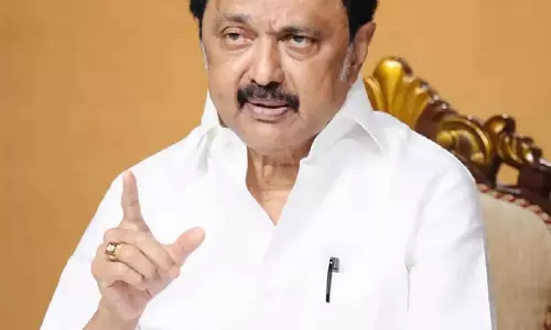 MK Stalin ने पीएम मोदी से फंसे तमिलनाडु के नागरिकों को सुरक्षित लाने की अपील की MK Stalin ने पीएम मोदी से फंसे तमिलनाडु के नागरिकों को सुरक्षित लाने की अपील की