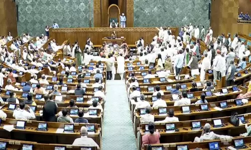 लोकसभा ने स्पीकर Om Birla को हटाने के विपक्ष के प्रस्ताव को ध्वनिमत से खारिज कर दिया लोकसभा ने स्पीकर Om Birla को हटाने के विपक्ष के प्रस्ताव को ध्वनिमत से खारिज कर दिया