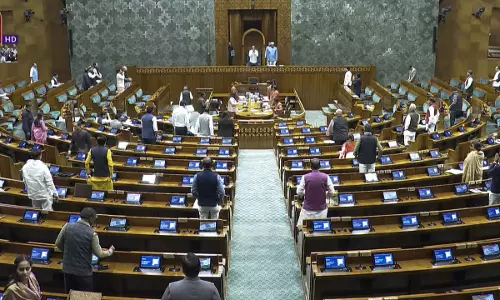Lok Sabha में ओम बिरला के खिलाफ नो कॉन्फिडेंस मोशन वॉयस वोट से खारिज