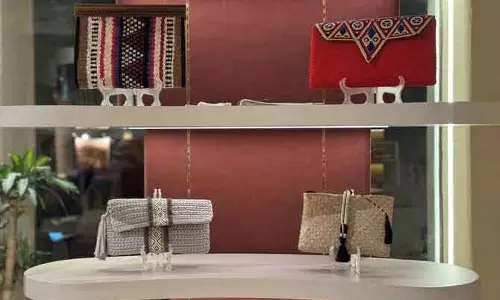 Diriyah में रमज़ान के दौरान पुरानी इमारतों में शॉपिंग और क्राफ्ट का रिवाइवल