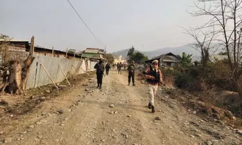 उखरुल में तनाव, 20 से ज्यादा नागा नागरिक हिरासत में लिए गए उखरुल में तनाव, 20 से ज्यादा नागा नागरिक हिरासत में लिए गए