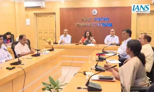 पेट्रोल और डीजल की आपूर्ति की समीक्षा के लिए मुख्य सचिव ने की बैठक पेट्रोल और डीजल की आपूर्ति की समीक्षा के लिए मुख्य सचिव ने की बैठक