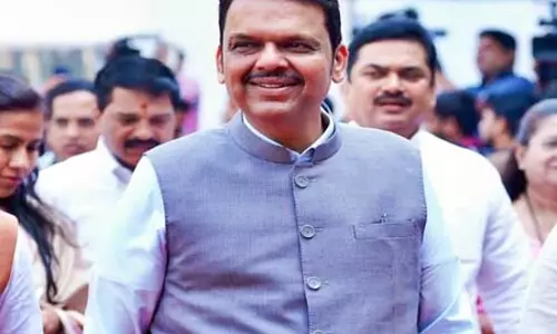 नागपुर का नया विधान भवन तय समय सीमा के भीतर पूरा होगा: सीएम फडणवीस नागपुर का नया विधान भवन तय समय सीमा के भीतर पूरा होगा: सीएम फडणवीस