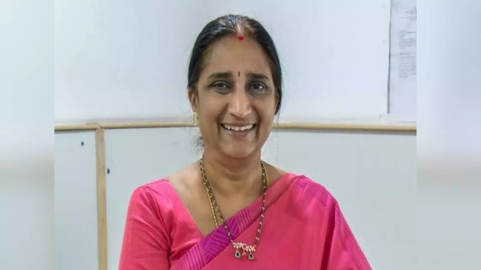 Hyderabad में अवैध सरोगेसी रैकेट: ED ने क्लिनिक से जुड़ी 50 प्रॉपर्टी अटैच कीं Hyderabad में अवैध सरोगेसी रैकेट: ED ने क्लिनिक से जुड़ी 50 प्रॉपर्टी अटैच कीं