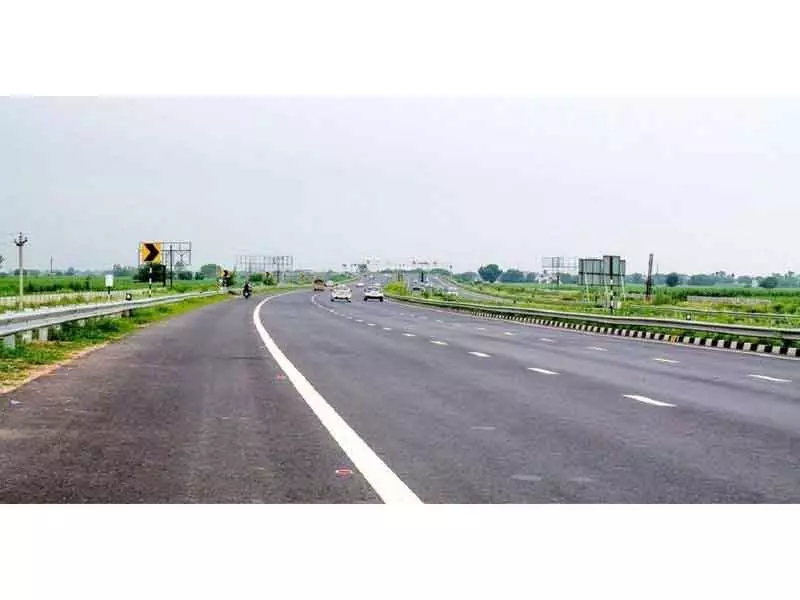 Faridabad को जेवर एयरपोर्ट से सीधी कनेक्टिविटी, 3,631 करोड़ के एलिवेटेड कॉरिडोर को मंजूरी Faridabad को जेवर एयरपोर्ट से सीधी कनेक्टिविटी, 3,631 करोड़ के एलिवेटेड कॉरिडोर को मंजूरी