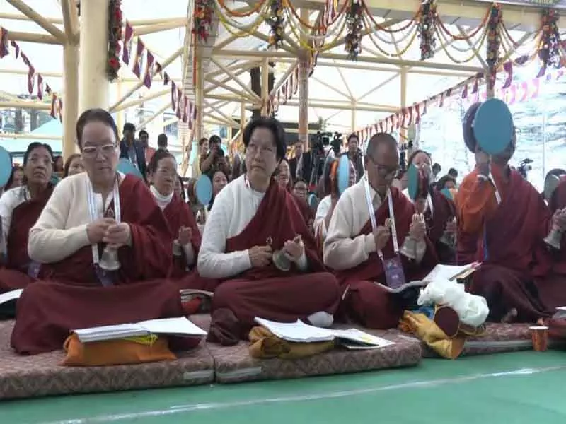 तिब्बती मुद्दे के लिए कोर ग्रुप ने मैकलोडगंज में दलाई लामा की लंबी उम्र की प्रार्थना आयोजित की तिब्बती मुद्दे के लिए कोर ग्रुप ने मैकलोडगंज में दलाई लामा की लंबी उम्र की प्रार्थना आयोजित की