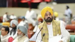 Chandigarh: मेंटल हेल्थ के लिए कदम, पंजाब में बच्चों के मोबाइल उपयोग पर बैन प्रस्तावित Chandigarh: मेंटल हेल्थ के लिए कदम, पंजाब में बच्चों के मोबाइल उपयोग पर बैन प्रस्तावित