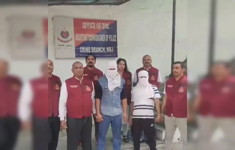 क्राइम ब्रांच ने छेनू गैंग के दो बदमाशों को किया गिरफ्तार क्राइम ब्रांच ने छेनू गैंग के दो बदमाशों को किया गिरफ्तार