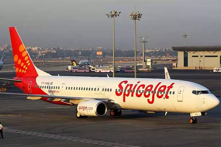स्पाइसजेट ने Madurai-Dubai उड़ान सेवा फिर से शुरू की स्पाइसजेट ने Madurai-Dubai उड़ान सेवा फिर से शुरू की