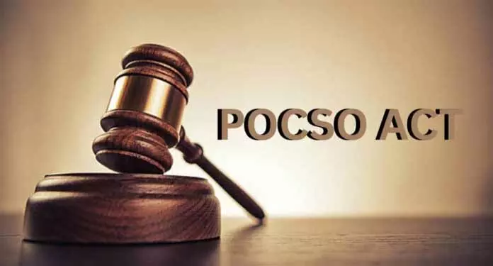 POCSO कोर्ट ने नाबालिग अपहरण मामले में लापरवाही पर आईओ को फटकार लगाई POCSO कोर्ट ने नाबालिग अपहरण मामले में लापरवाही पर आईओ को फटकार लगाई