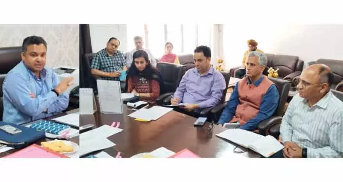Dr. Singla ने जम्मू-कश्मीर में मेघराज क्लाउड सर्विसेज़ के रोलआउट की समीक्षा की Dr. Singla ने जम्मू-कश्मीर में मेघराज क्लाउड सर्विसेज़ के रोलआउट की समीक्षा की