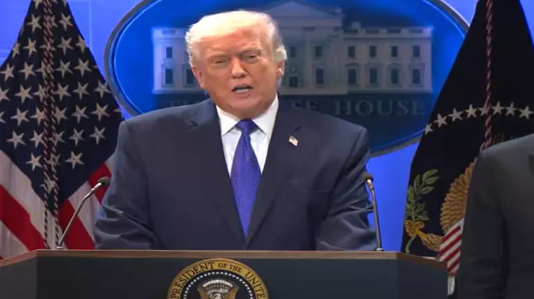 Trump के समय में खर्च में कटौती ईरान युद्ध से कैसे टकरा रही Trump के समय में खर्च में कटौती ईरान युद्ध से कैसे टकरा रही
