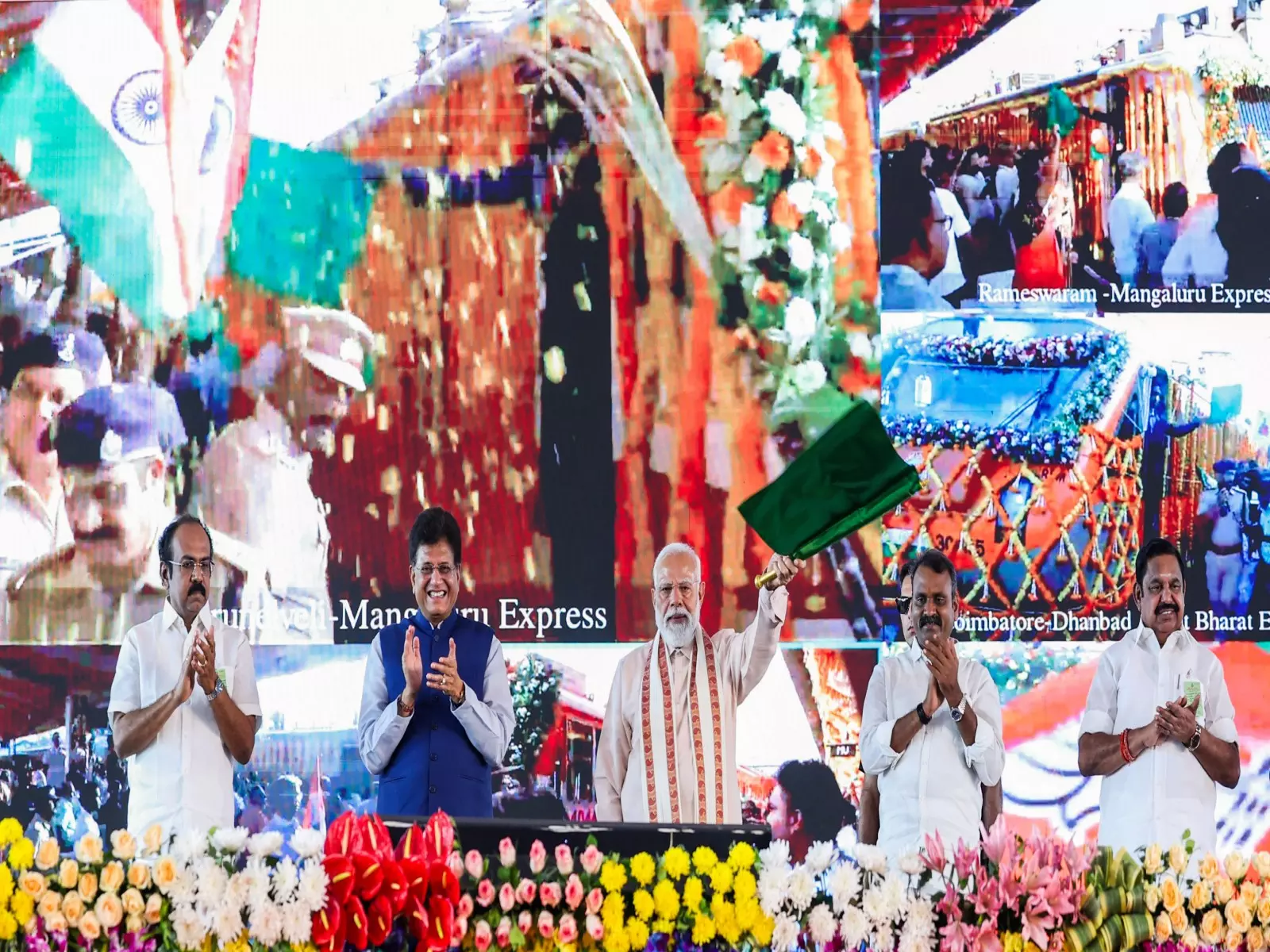 तमिलनाडु: PM मोदी ने तिरुचिरापल्ली और एर्नाकुलम से कई ट्रेनों को हरी झंडी दिखाई तमिलनाडु: PM मोदी ने तिरुचिरापल्ली और एर्नाकुलम से कई ट्रेनों को हरी झंडी दिखाई