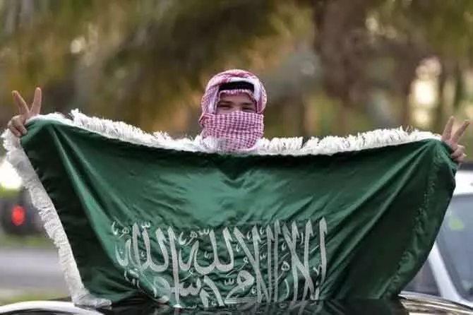 Riyadh में “इन लव विद ग्रीन” आर्ट एग्ज़िबिशन फ्लैग डे पर Riyadh में “इन लव विद ग्रीन” आर्ट एग्ज़िबिशन फ्लैग डे पर