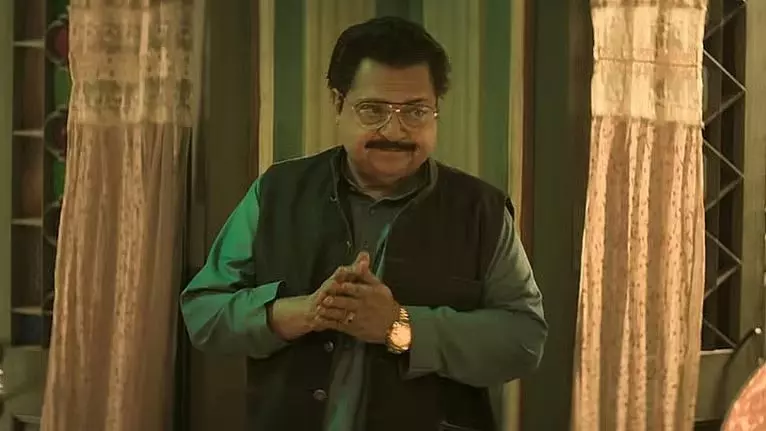 Dhurandhar के राकेश बेदी ने US-ईरान विवाद के कारण टॉक्सिक पोस्टपोनमेंट पर रिएक्शन दिया Dhurandhar के राकेश बेदी ने US-ईरान विवाद के कारण टॉक्सिक पोस्टपोनमेंट पर रिएक्शन दिया