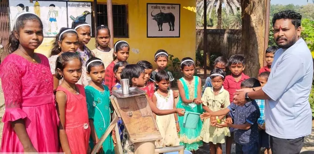 स्वच्छता की नई इबारत लिखता बास्तानार, कोड़ेनार बना ओडीएफ प्लस मॉडल ग्राम स्वच्छता की नई इबारत लिखता बास्तानार, कोड़ेनार बना ओडीएफ प्लस मॉडल ग्राम
