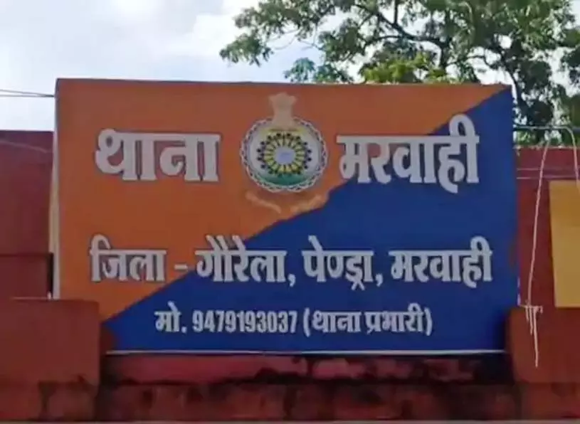 महिला से मारपीट और गाली-गलौज, पति को भी धमकी, पुलिस जांच में जुटी महिला से मारपीट और गाली-गलौज, पति को भी धमकी, पुलिस जांच में जुटी
