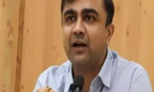 सस्पेंड IAS अफसर की बहाली जल्द, रिश्वत मामले में हुई थी कार्रवाई सस्पेंड IAS अफसर की बहाली जल्द, रिश्वत मामले में हुई थी कार्रवाई