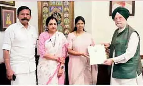 खाड़ी देशों में फंसे तमिलों को बचाने के लिए कदम उठाए जाएं: CM का प्रधानमंत्री मोदी को पत्र खाड़ी देशों में फंसे तमिलों को बचाने के लिए कदम उठाए जाएं: CM का प्रधानमंत्री मोदी को पत्र