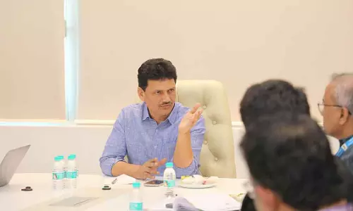 Maharashtra : स्वास्थ्य मंत्री ने अस्पतालों और बीमा कंपनियों को चेतावनी दी: मरीजों को प्राथमिकता दें