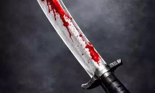 Odisha : बरहमपुर में मामूली कहासुनी के बाद युवक पर तलवार से हमला Odisha : बरहमपुर में मामूली कहासुनी के बाद युवक पर तलवार से हमला