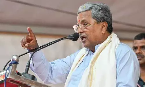 कांग्रेस विधायकों ने CM से कहा, सेशन से गैरहाजिर रहने वाले मंत्रियों को कैबिनेट से हटाओ कांग्रेस विधायकों ने CM से कहा, सेशन से गैरहाजिर रहने वाले मंत्रियों को कैबिनेट से हटाओ