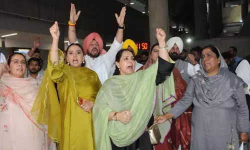 आप की महिला विधायकों ने Sukhpal Khaira से माफी की मांग की