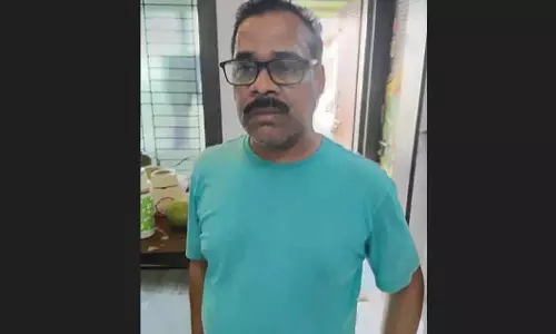 Odisha: विजिलेंस ने कांटापारा तहसीलदार को आय से अधिक संपत्ति रखने के आरोप में गिरफ्तार किया