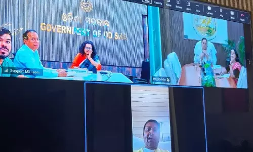 Odisha के चीफ सेक्रेटरी ने मिडिल ईस्ट में अशांति के बीच ओडिया लोगों की सुरक्षा को लेकर मीटिंग की Odisha के चीफ सेक्रेटरी ने मिडिल ईस्ट में अशांति के बीच ओडिया लोगों की सुरक्षा को लेकर मीटिंग की