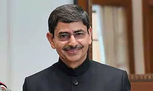 R.N. Ravi ने पश्चिम बंगाल के राज्यपाल के रूप में शपथ ली R.N. Ravi ने पश्चिम बंगाल के राज्यपाल के रूप में शपथ ली