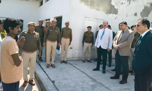 High Court के जज ने झज्जर जेल का निरीक्षण किया, वकीलों से बातचीत की High Court के जज ने झज्जर जेल का निरीक्षण किया, वकीलों से बातचीत की
