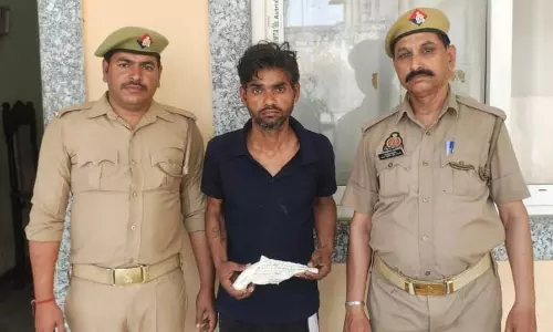 Bareilly: छेड़खानी के आरोपी का बदला अंदाज, हवालात से निकलते ही मांगी माफी